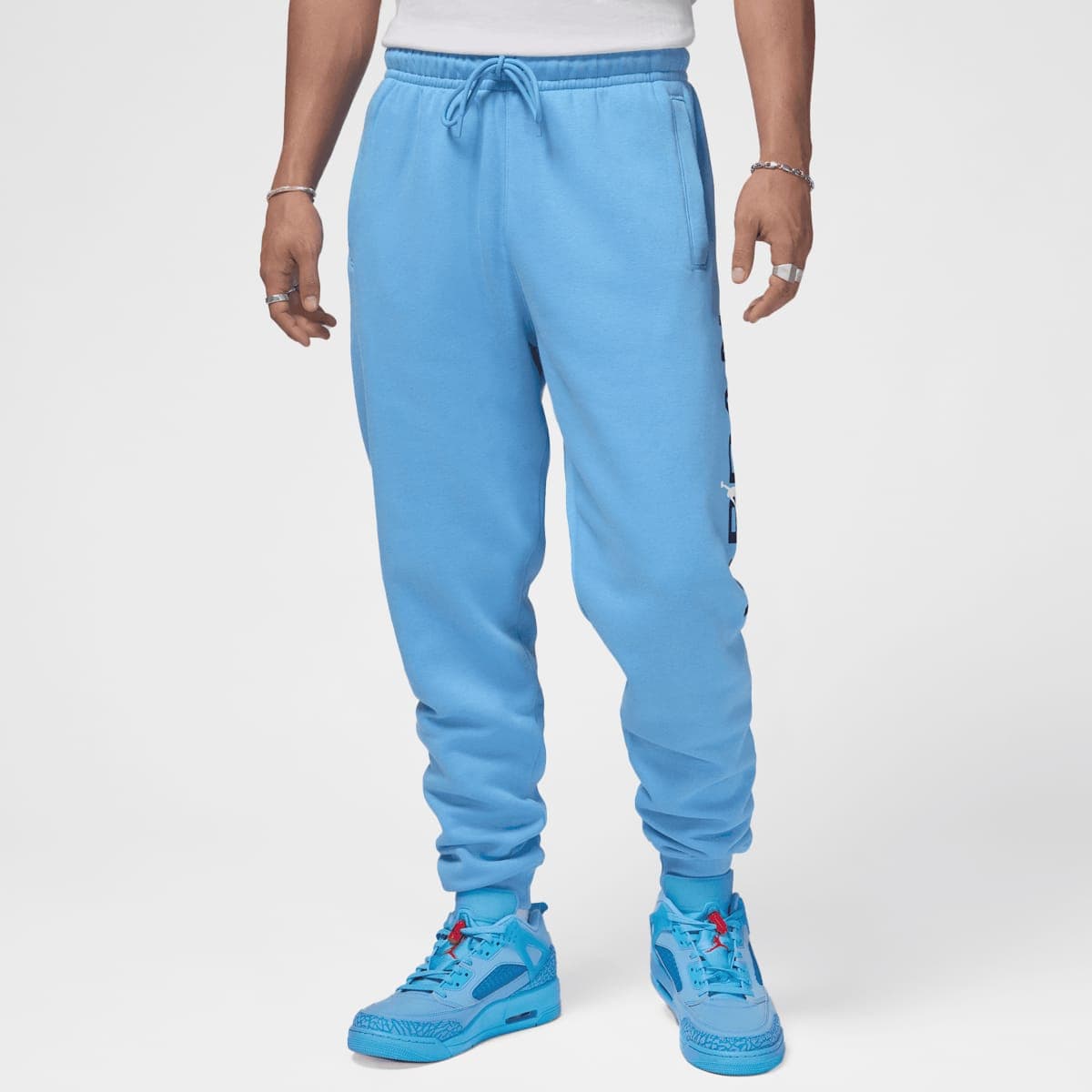 Essentials Fleece Jogger