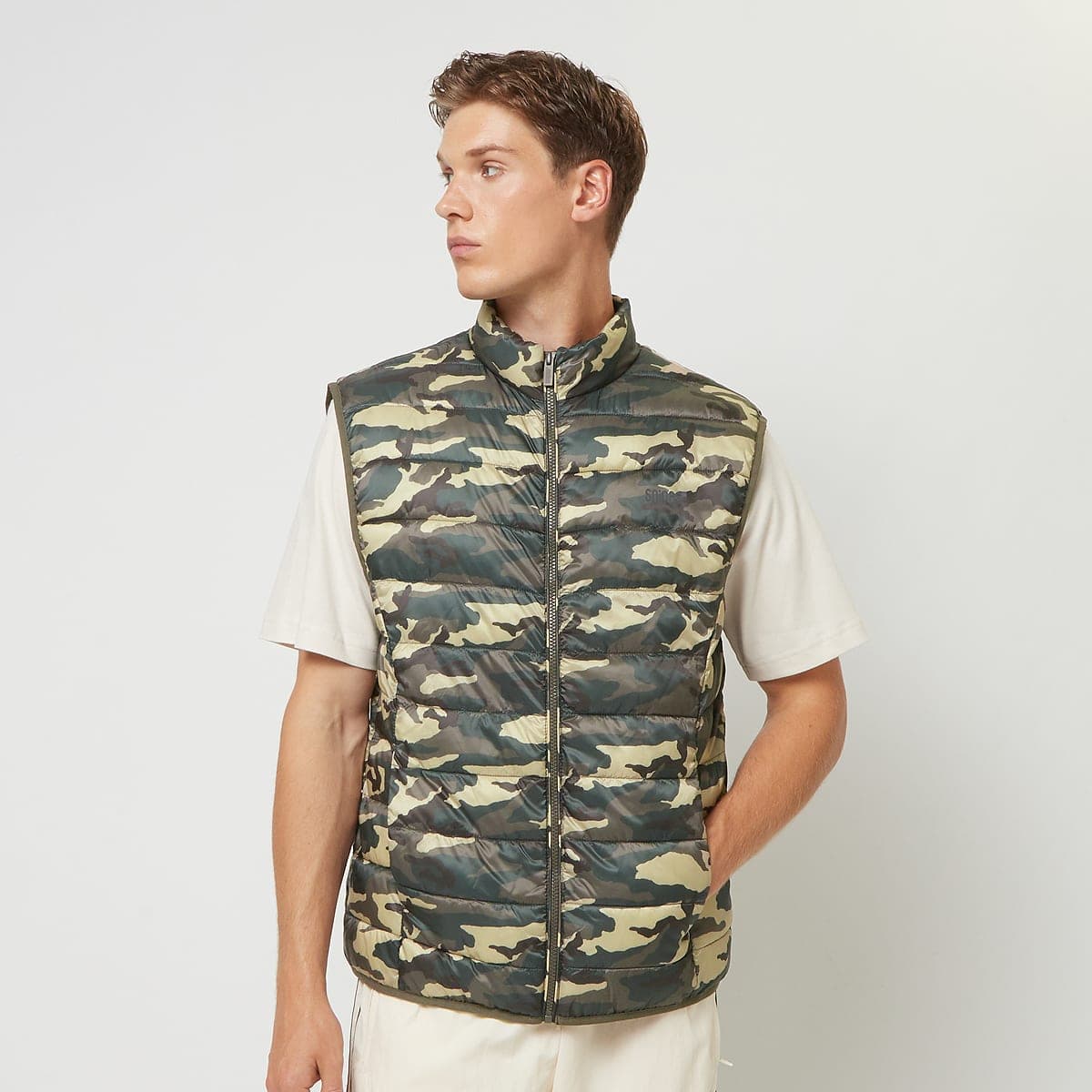 Small Logo Camo Light Puffer Vest