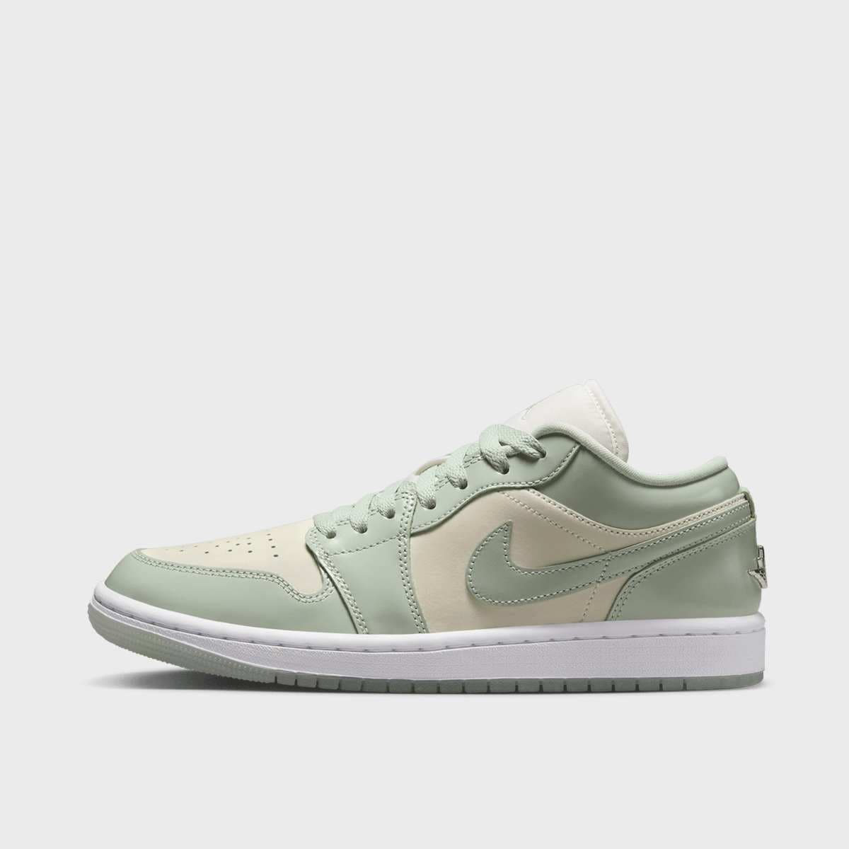 Air Jordan 1 Low SE
