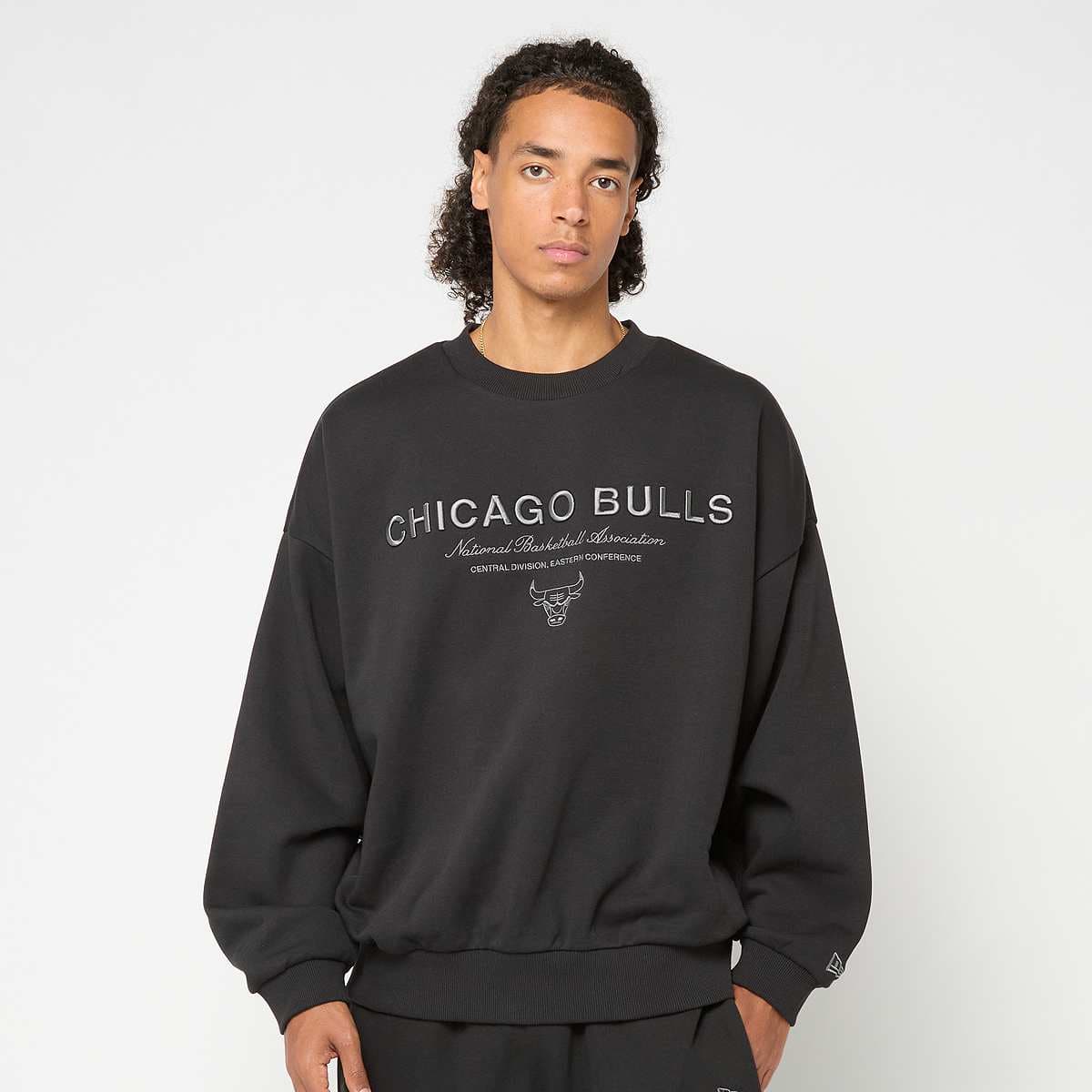 NBA Linear Graphic Boxy Crew Chicago Bulls