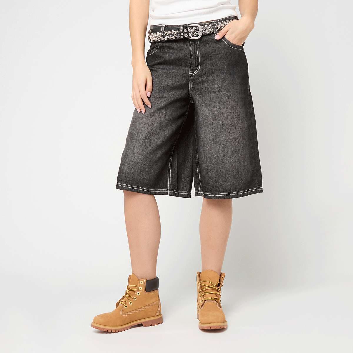 Ladies Denim Bermuda