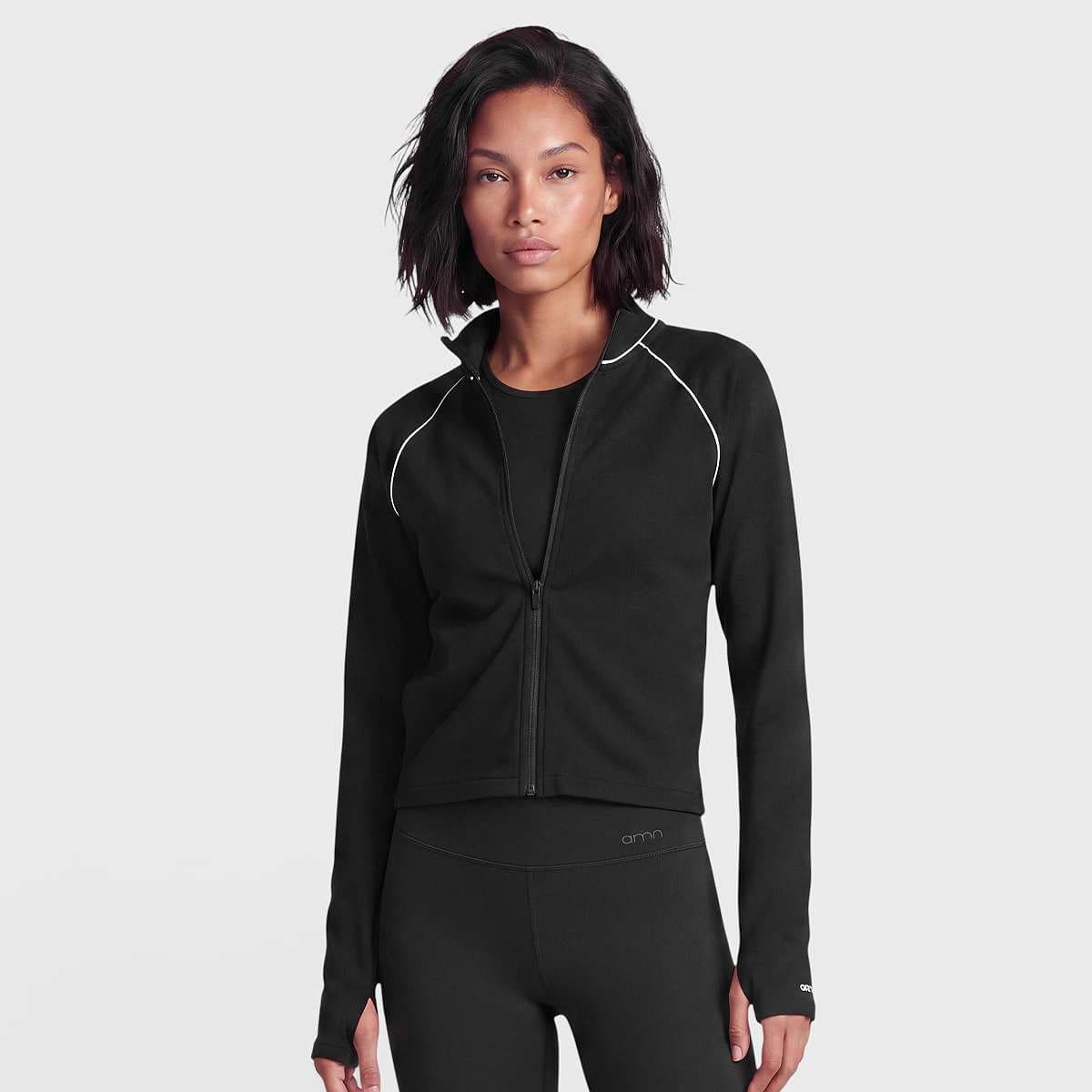 Shape Seamless Contrast Zip Jacket black