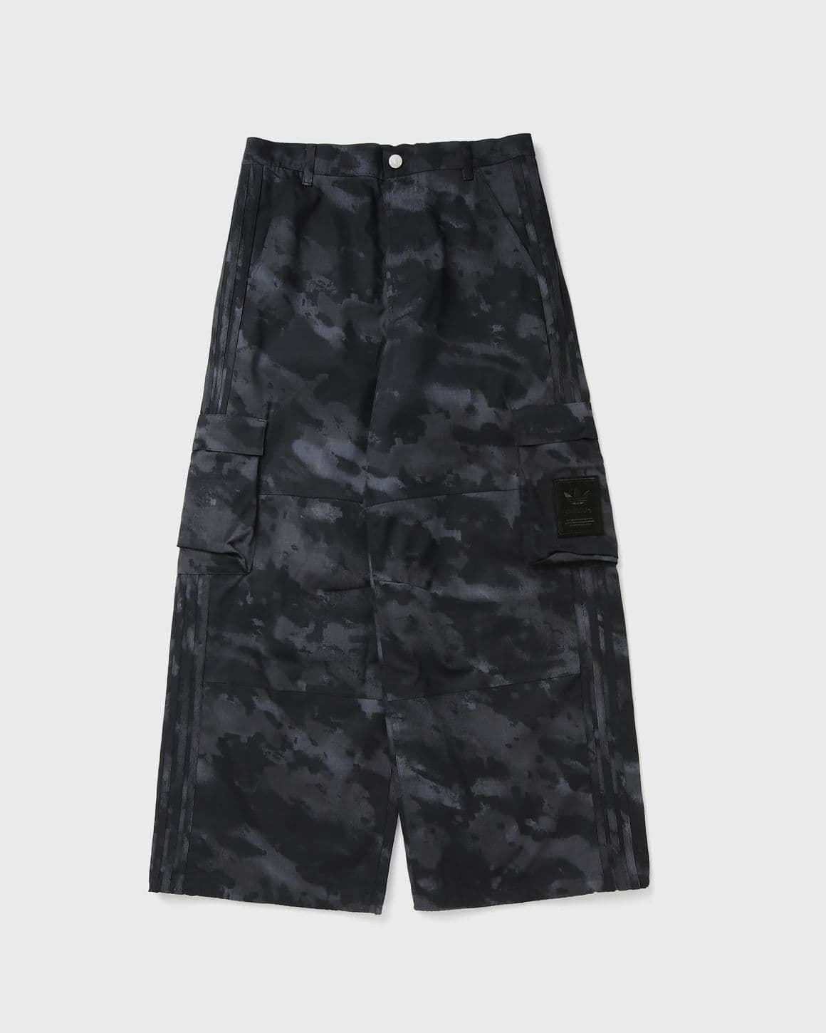 CAMO PANTS