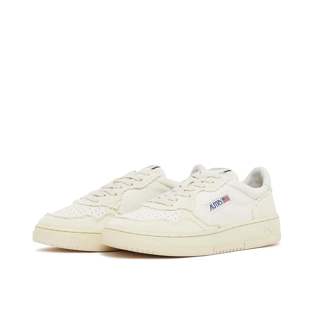 Wmns Medalist Low CB01