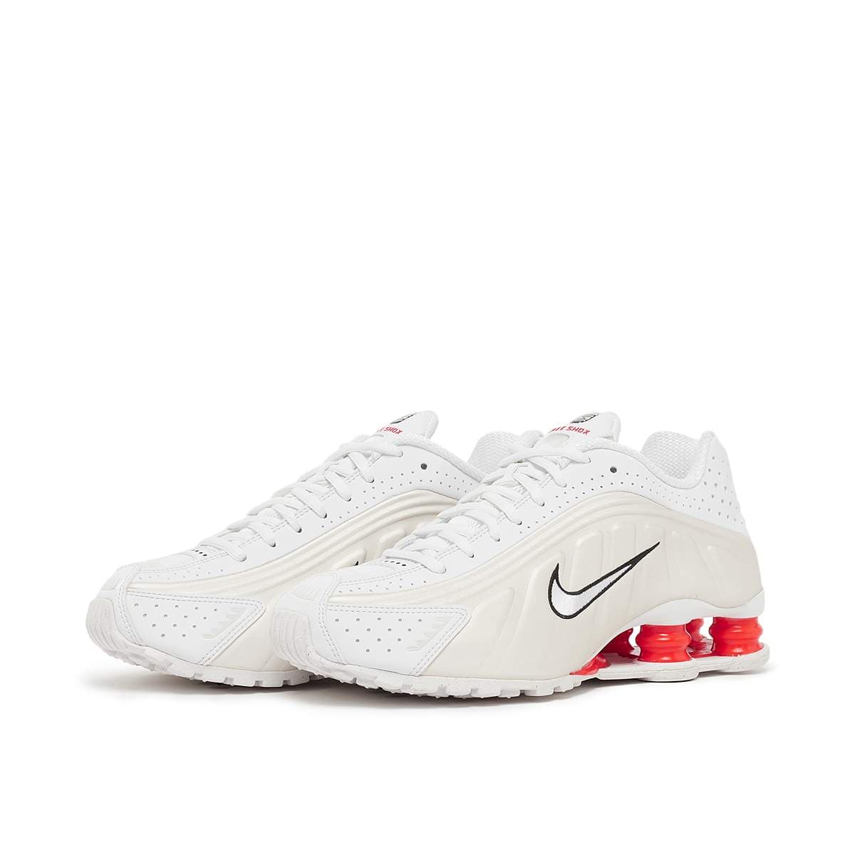 Wmns Shox R4