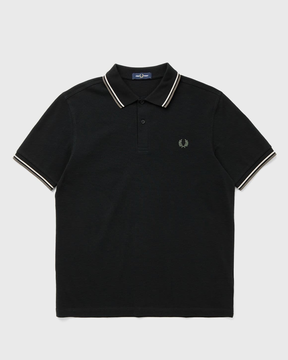 TWIN TIPPED FRED PERRY SHIRT